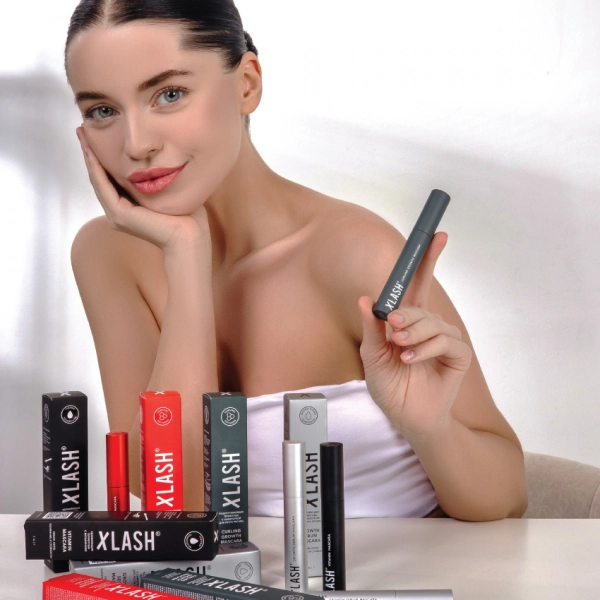 Увеличивающая объем термотушь с сывороткой для роста ресниц XLASH Volumizing Growth Mascara, 7 г